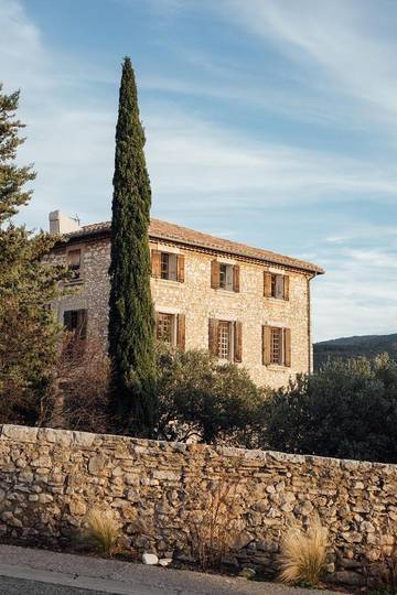 Chambre d’hôte pour 2 personnes, avec jardin et piscine ainsi que terrasse et vue à Méthamis