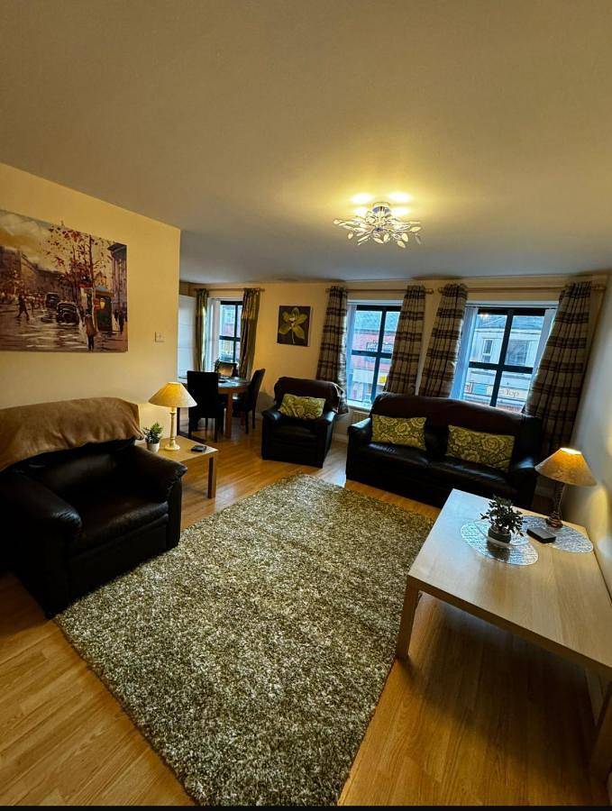 Entire apartment, Two-Bedroom Apartment in Newcastle (County Down), County Down