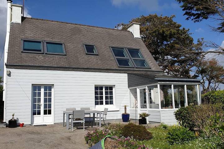 Location de vacances pour 4 personnes, avec terrasse ainsi que jardin et vue à Plouzané - 3