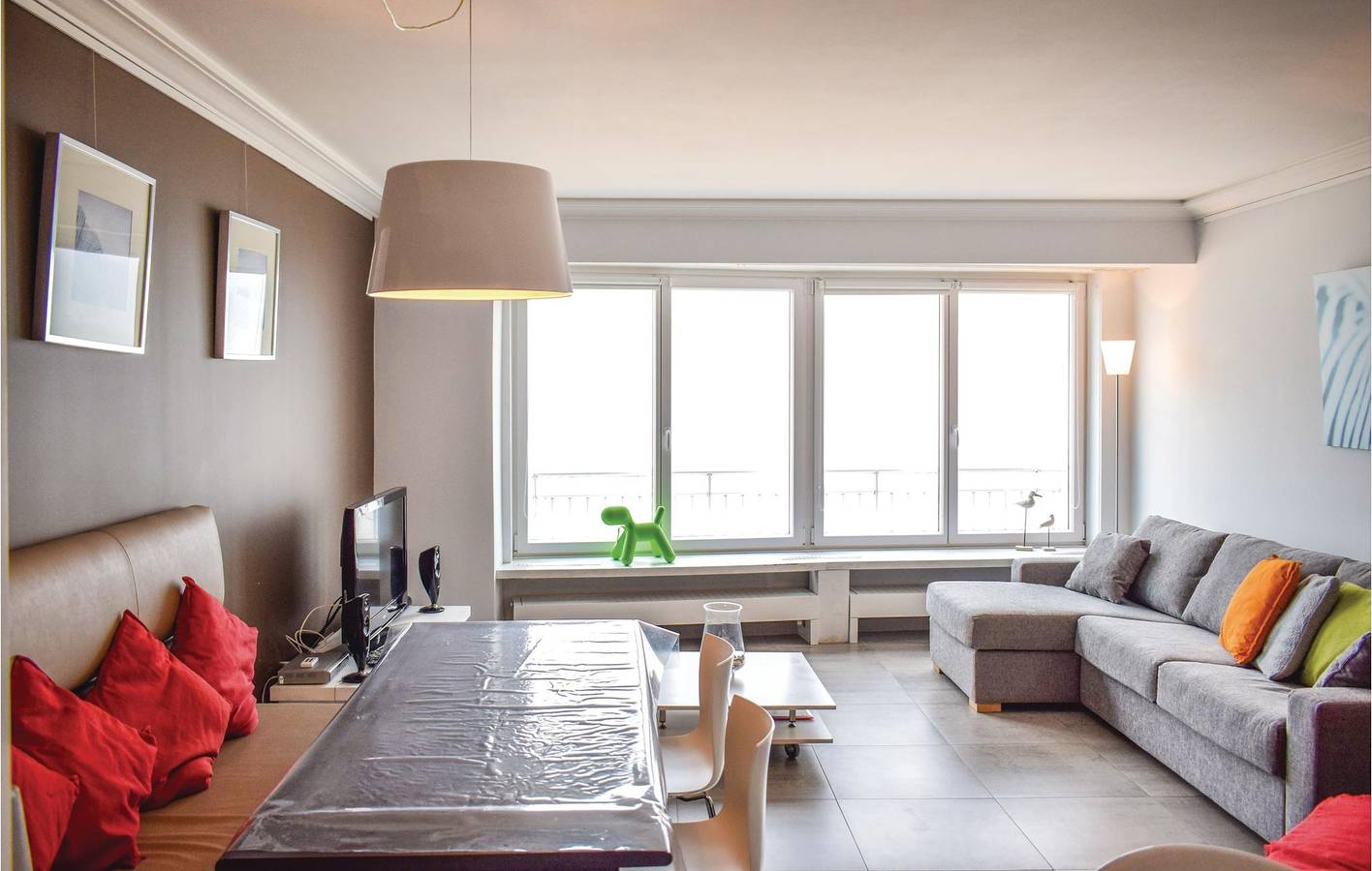 Apartamento vacacional entero, Apartamento de vacaciones para 6 personas con terraza in Ciudad de Ostende, Ostende