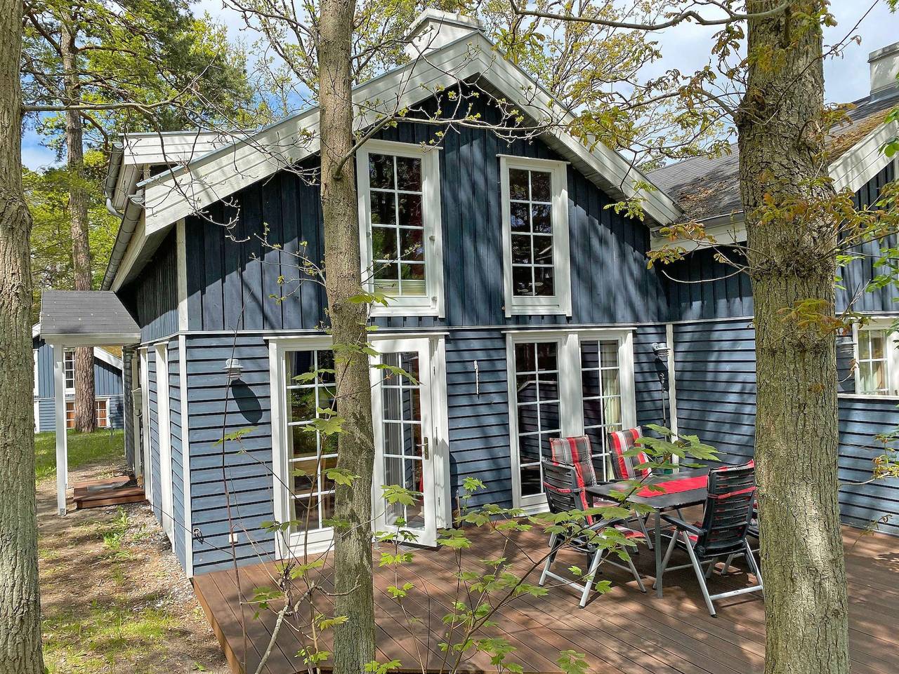 F: Strandhaus Ostseewelle mit Terrasse - Strandhaus Ostseewelle mit Terrasse in Baabe, Rügen