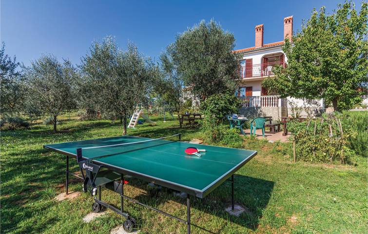 Gemütliche 2-Zimmer-Wohnung mit Terrasse, in der Nähe des Strandes Duga Uvala in Marčana, Südküste Istrien