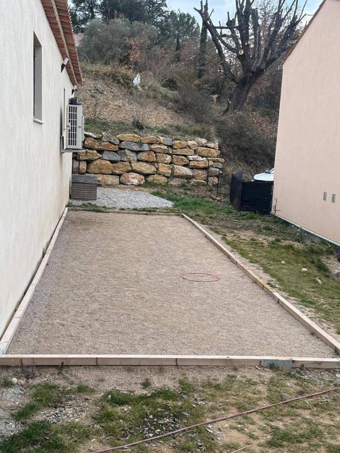 Location de vacances pour 8 personnes, avec piscine ainsi que jacuzzi et jardin à Sainte-Tulle - 4