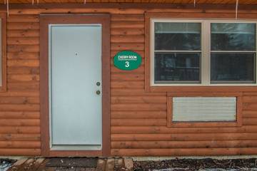 Log Cabin for 2 Guests in Bethlehem, Grafton County, Picture 2