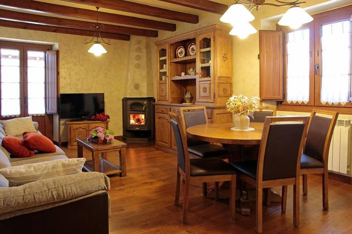 Casa de vacaciones para 5 personas, con vistas y jardín en Roncal-Salazar - 3