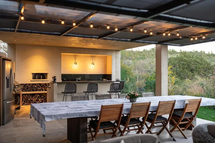 Chalet para 18 personas, con terraza y piscina además de vistas y jardín, Se admiten mascotas - 1