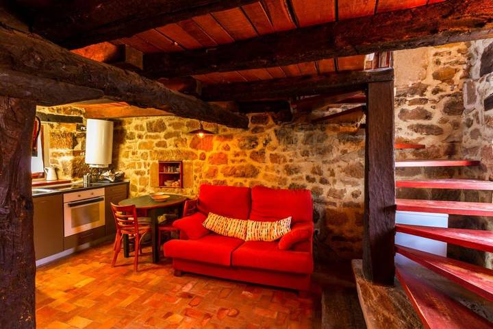Casa rural para 2 personas, con vistas y jardín, Se admiten mascotas en Montaña Palentina - 2