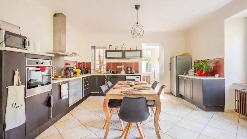 Location de vacances pour 7 personnes, avec jardin et piscine à Molières-sur-Cèze - 3