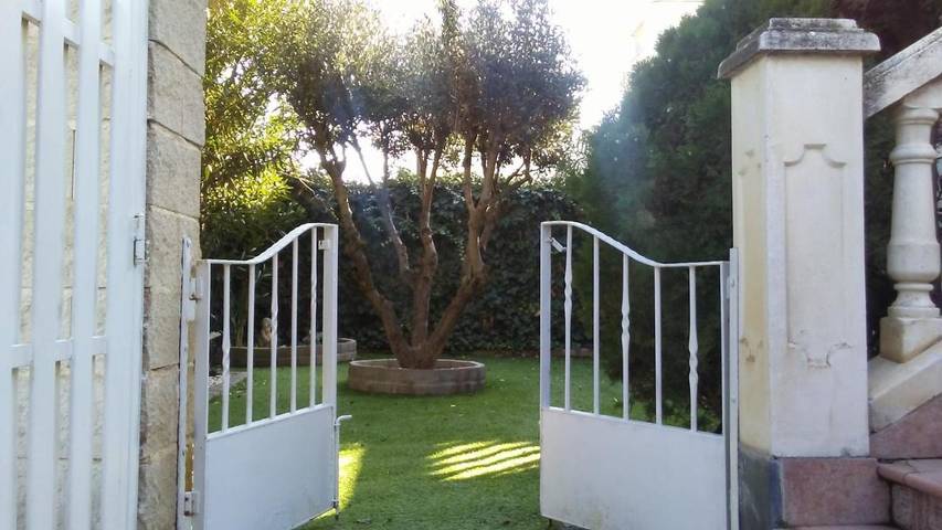 Apartamento de vacaciones para 3 personas, con Terraza y Jardín en Zaragoza