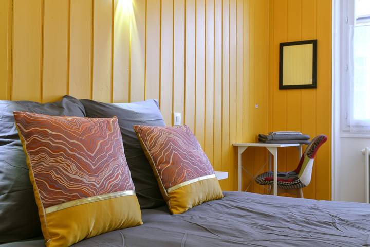 Habitación de huéspedes 2 con piscina compartida, jardín común y Wi-Fi in Betton-Bettonet, Chambéry region