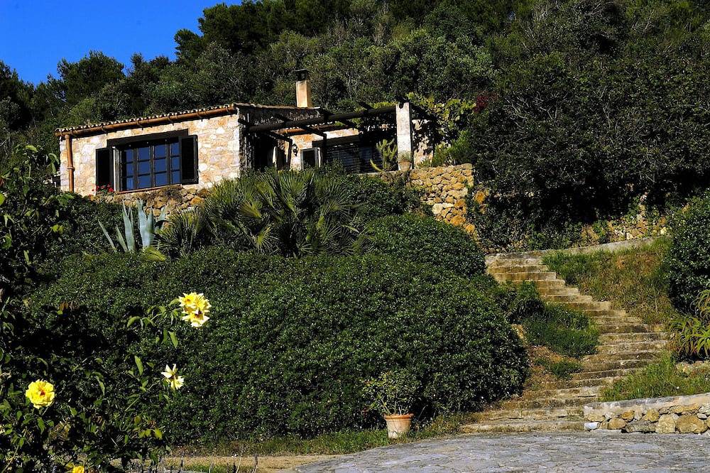 Finca mit großem Grundstück und Sonnenlage in der Nähe von Arta in Artà, Mallorca Osten
