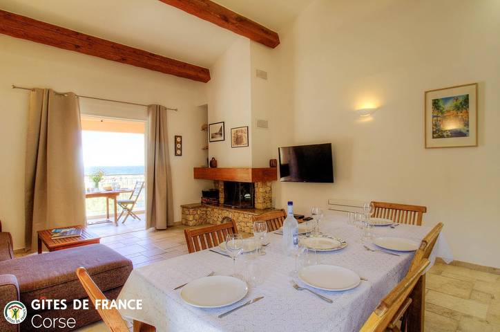 Gîte pour 6 personnes, avec Terrasse et Vue dans Haute-Corse - 4