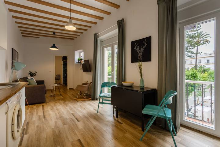 Apartamento de vacaciones para 3 personas, con Balcón en Cádiz