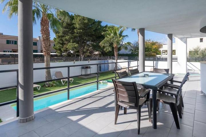 Ferienhaus für 10 Personen, mit Balkon und Terrasse sowie Garten und Pool in Can Pastilla - 4