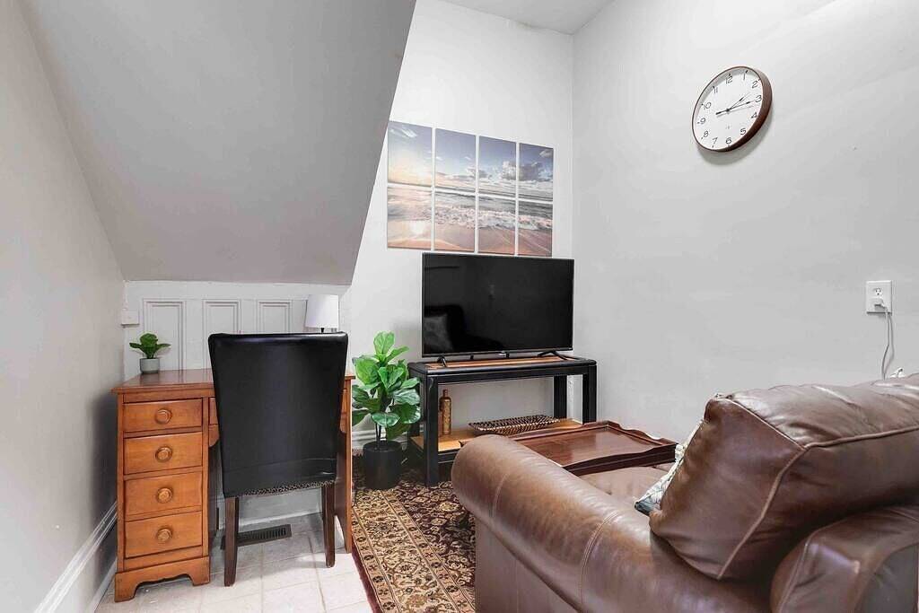 Ganze Wohnung, City Nest in Fan: Museums & Free Parking in Richmond, Virginia