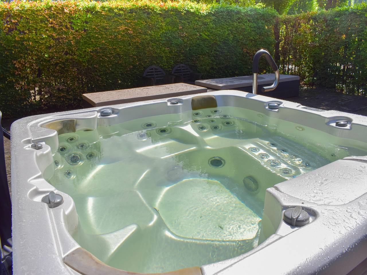 Charmantes Haus mit Whirlpool in Alphen, Nordbrabant