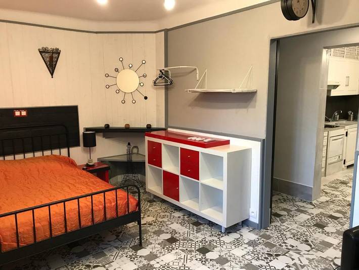 Gîte pour 4 personnes, avec vue et jardin à Donzère - 2