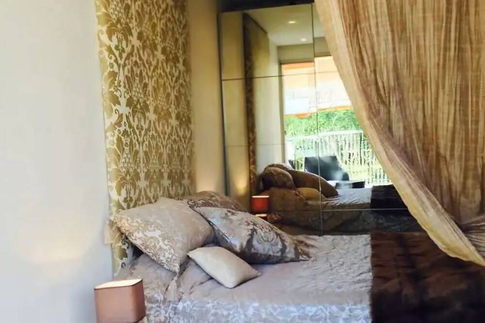 Appartamento intero, Unique crashpad with pool, private terrace & garden, sleeps 4 - 1 bed apartment in Saint-Tropez, Draguignan e dintorni