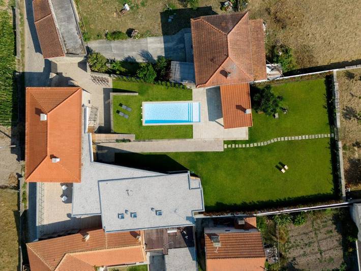Location de vacances pour 10 personnes, avec vue ainsi que piscine et jardin dans Castelo do Neiva - 4