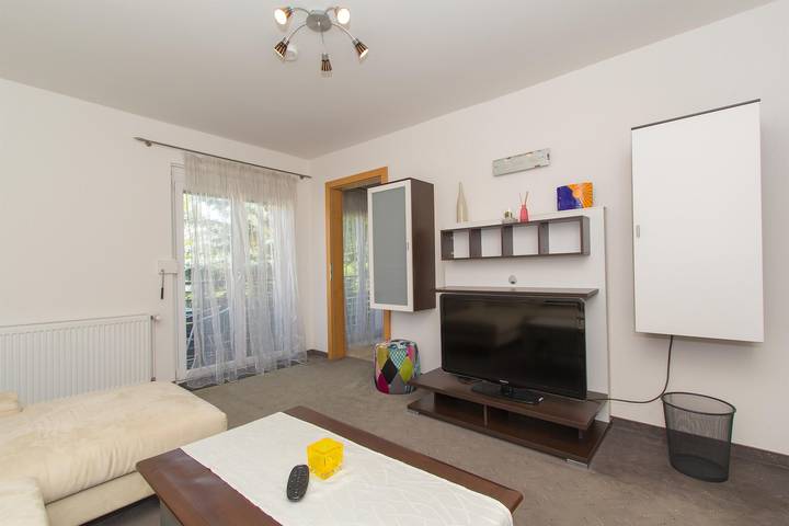 Ferienwohnung für 2 Personen, mit Seeblick und Garten in Villach - 3