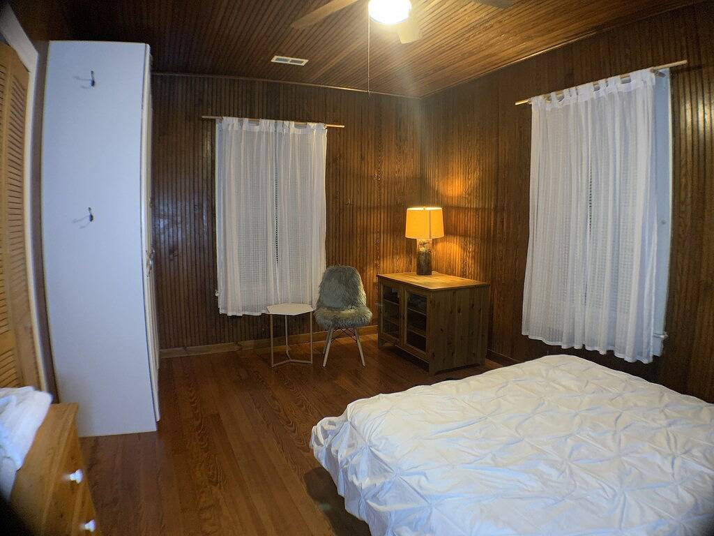 Neue Liste: Schritte von der Innenstadt, Fahrrad nach Pisgah, kurze Fahrt nach Dupont in Brevard, Transylvania County