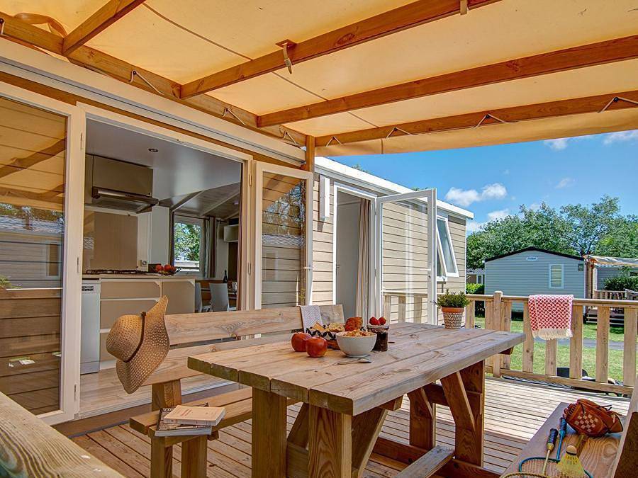 Camping Sandaya Les Deux Fontaines  - Mobilhome 4 personas - Cottage Privilège Tv Lv - 2 habitaciones - 4 personas in Névez, Region de Quimper