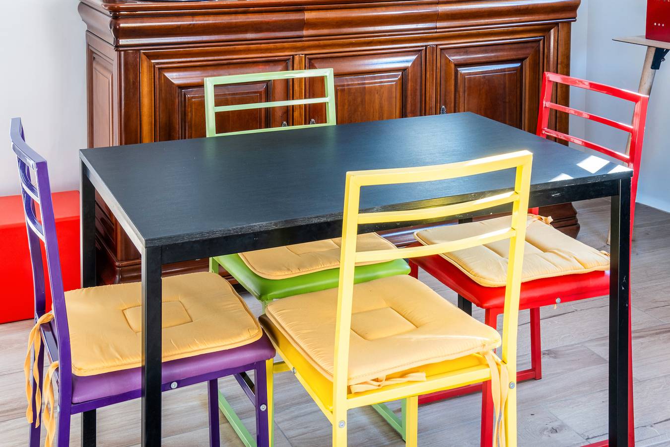 Appartement entier, Appartement 'T3 Cros De Cagnes Bord De Plage' avec terrasse privée, Wi-Fi et climatisation in Cros de Cagnes, Cagnes-sur-Mer