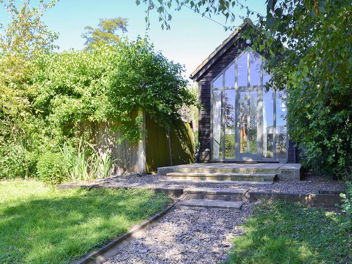 Cottage for 2 people, with garden in Southern England