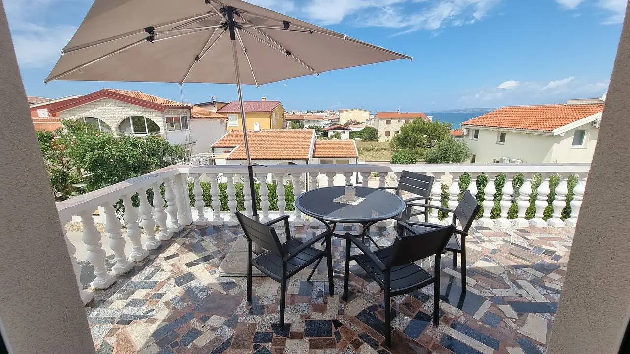Appartamento vacanze a Vir a partire da 162€ a notte