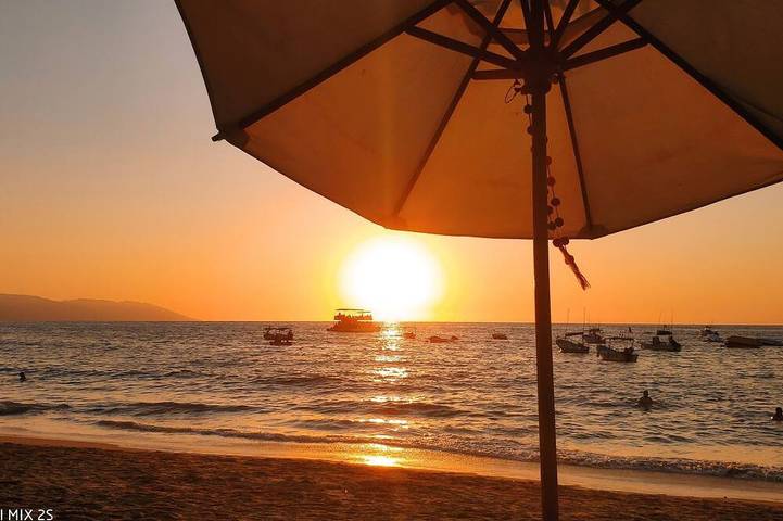 Apartamento para 6 personas, con jardín además de piscina y jacuzzi en Las Lagunas