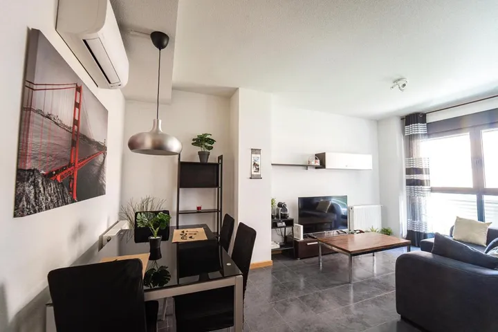 Appartement de vacances pour 3 personnes, avec piscine et terrasse - 1