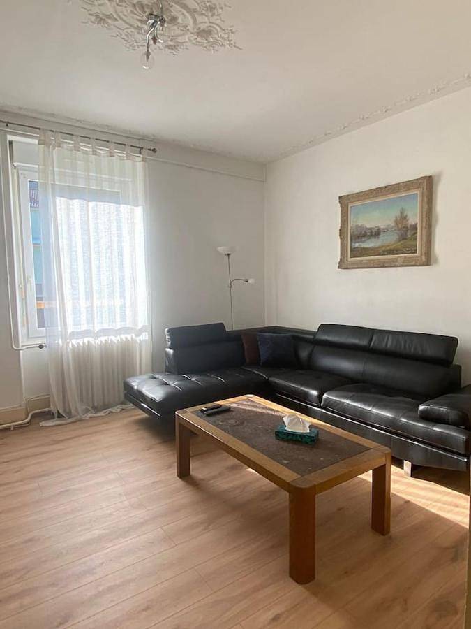 Appartement entier, Bel appartement spacieux T4 La Citadelle de 92m2 in Belfort, Territoire de Belfort