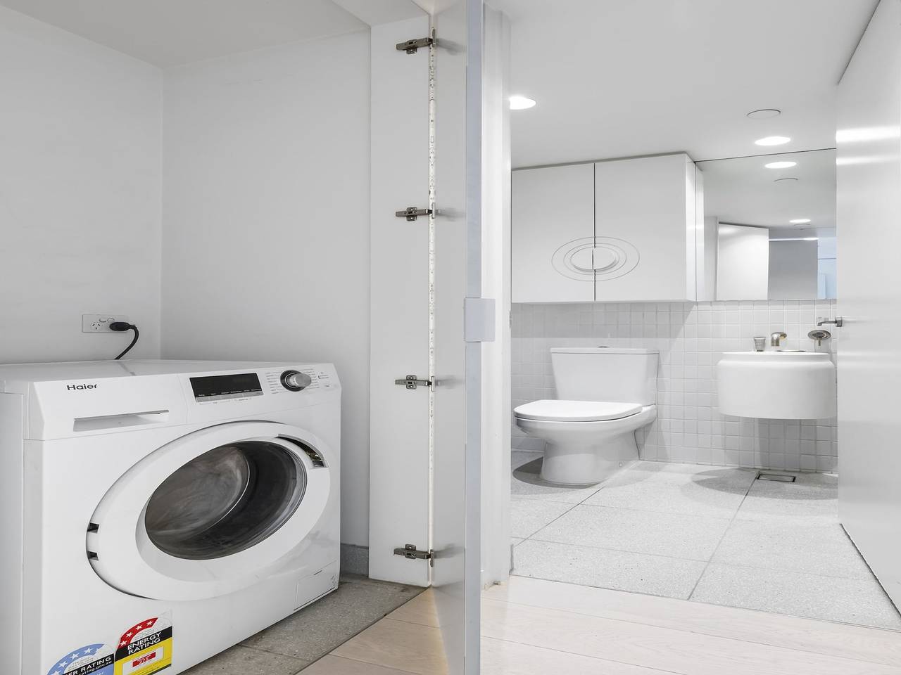 Entire apartment, Bright South Yarra 1 Bed Flat Near Cafés & Shops in South Yarra, Melbourne