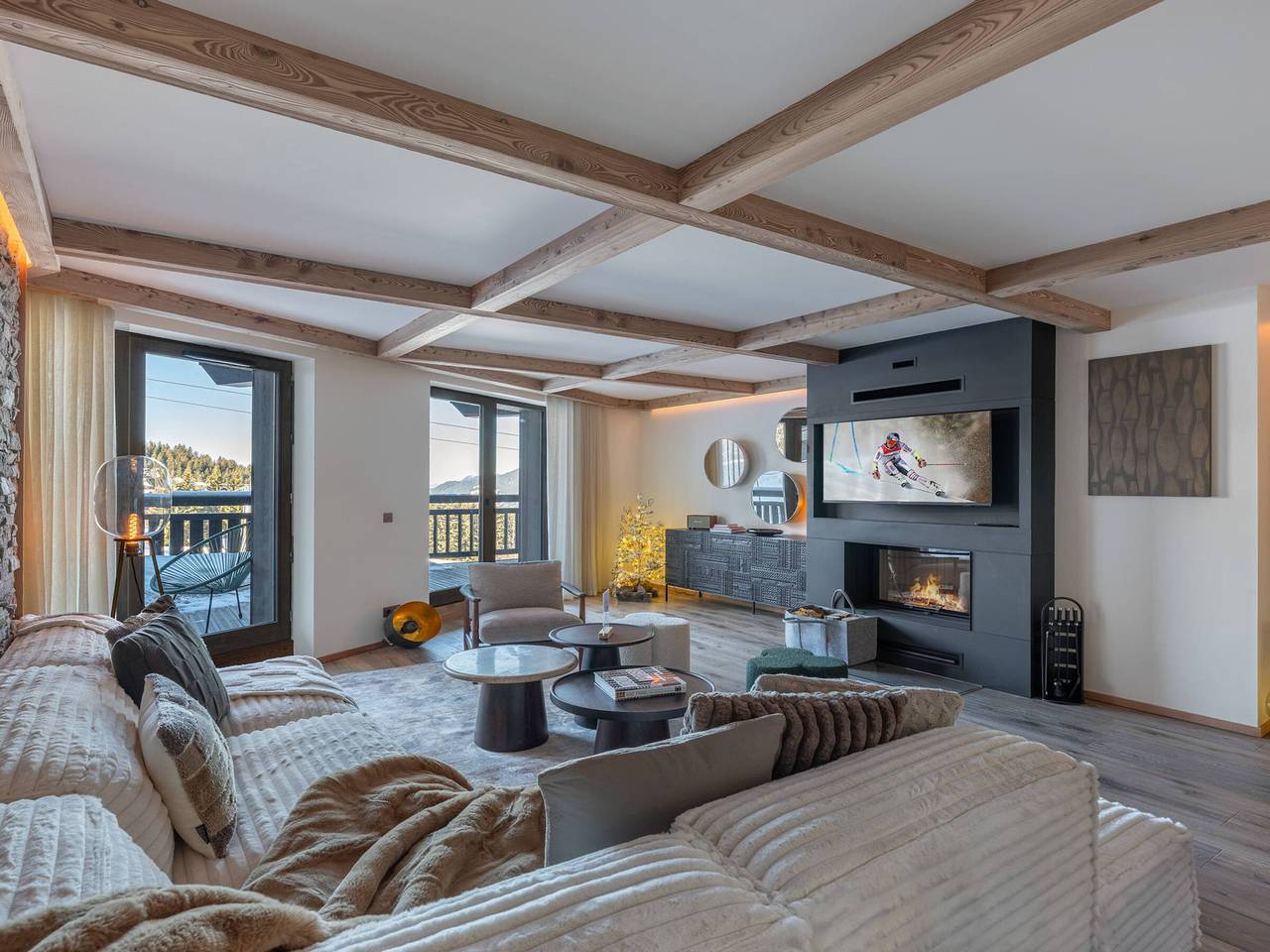 Entire apartment, Luxury Ski-In/Ski-Out Apartment with Spa Access in Courchevel 1850 in Courchevel 1850, Saint-Bon-Tarentaise