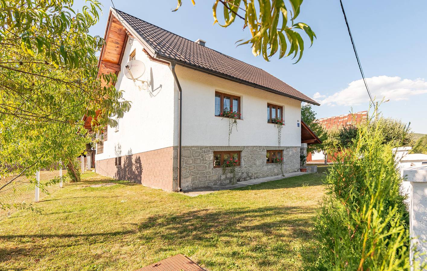 Vakantiehuis voor 8 personen met tuin in Gospić, Lika-Senj
