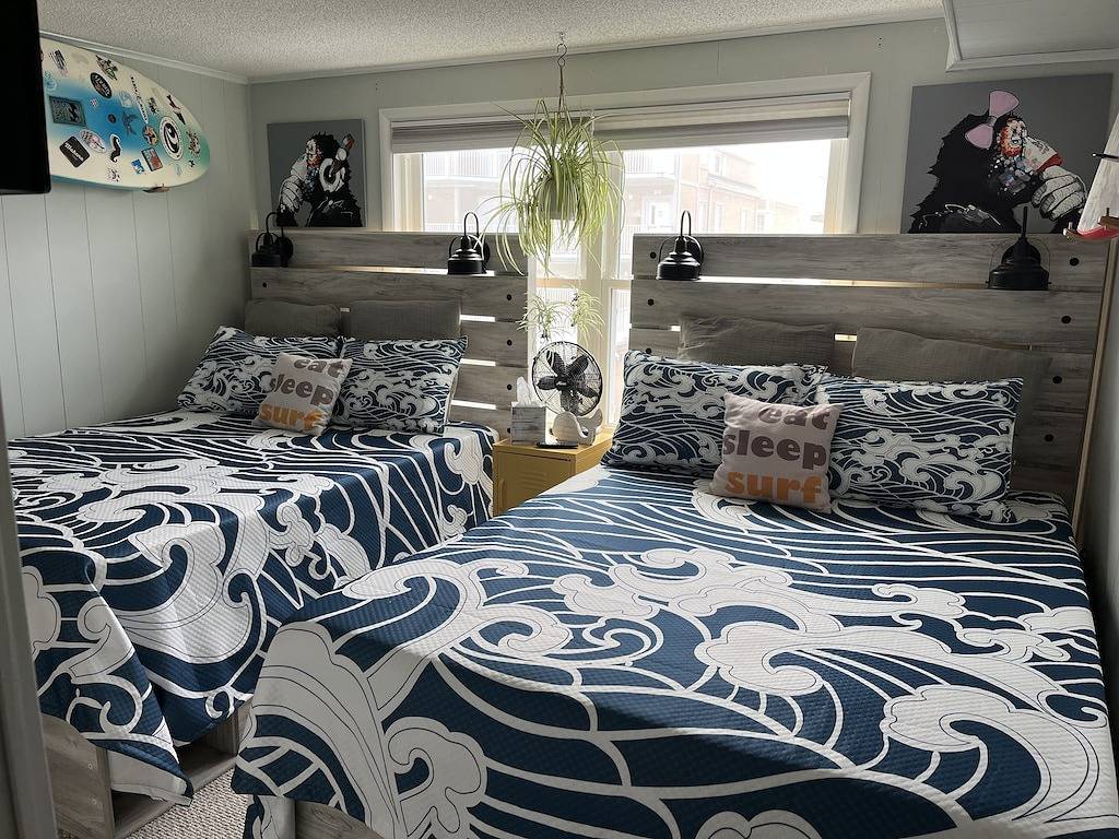 Come Hang at the Treehouse! in Ocean City, Worcester County