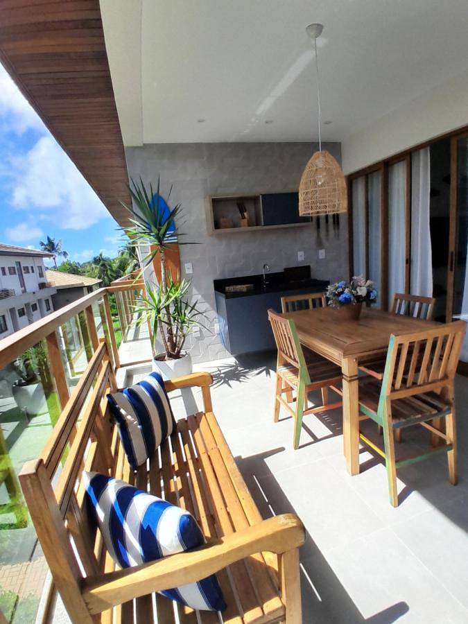 Casas e apartamentos de temporada para 5 pessoas, com piscina infantil e vista e ainda jardim and piscina em Itacimirim