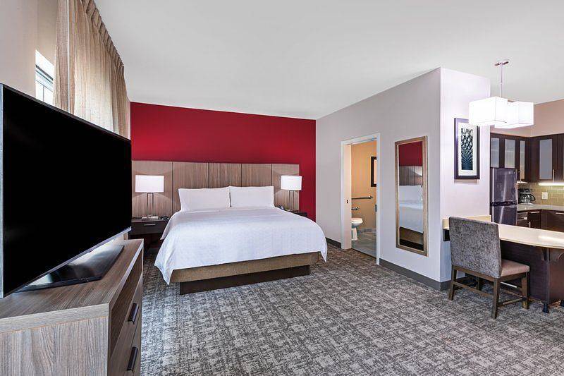Staybridge Suites Iah Airport East in Houston, Condado de Harris
