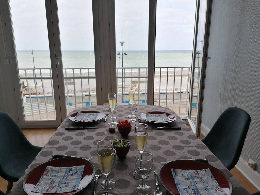 Appartement entier, Appartement superbe vue mer et funiculaire in Le Tréport, Région de Dieppe