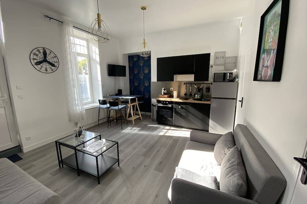 Ganze Wohnung, Renovated, comfortable city-center apartment in Louviers, Les Andelys und Umgebung
