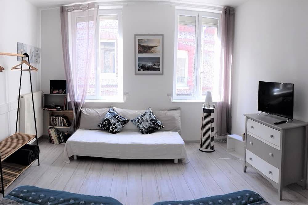 Escale en vue. 150m de la plage in Fécamp, Région du Havre