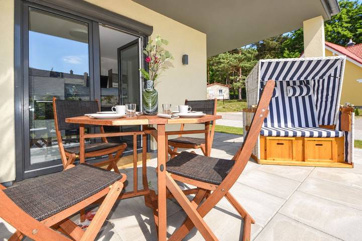 Appartement entier, Sonnenpark 05 - modern eingerichtet und Terrasse mit Strandkorb in Gothensee, Korswandt