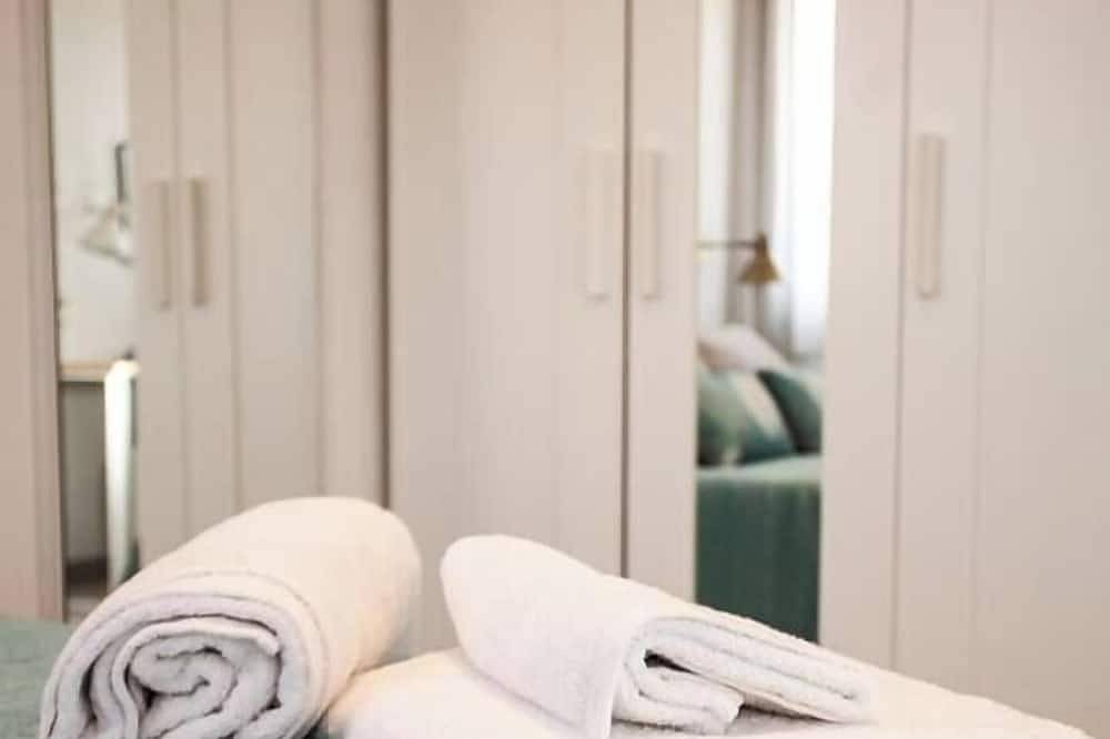 Entire apartment, Logroño center, on the banks of the Ebro in Logroño, La Rioja Province