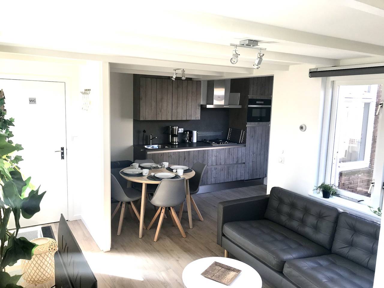 Holidayservice-egmond.nl — Genieten aan zee in Egmond, Egmond aan Zee