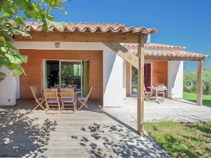 Chalet para 6 personas, con jardín además de terraza y piscina, Familias con niños - 1