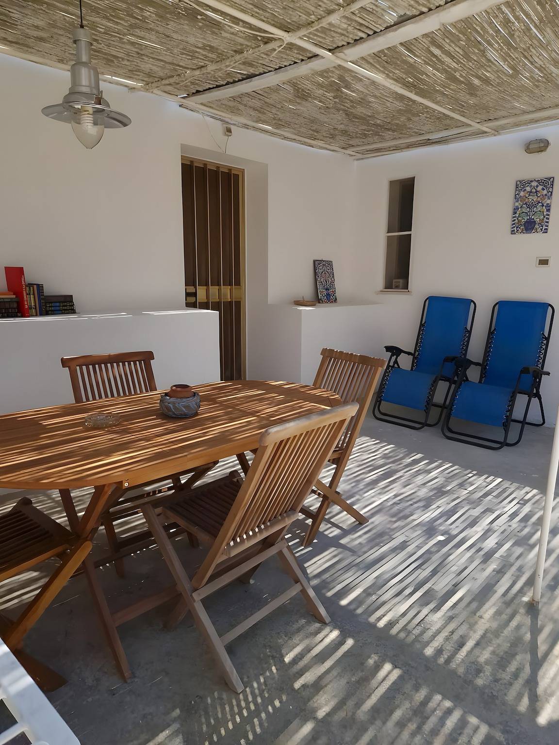 Villa 'La Pineta' con giardino condiviso e Wi-Fi in Favignana città, Favignana