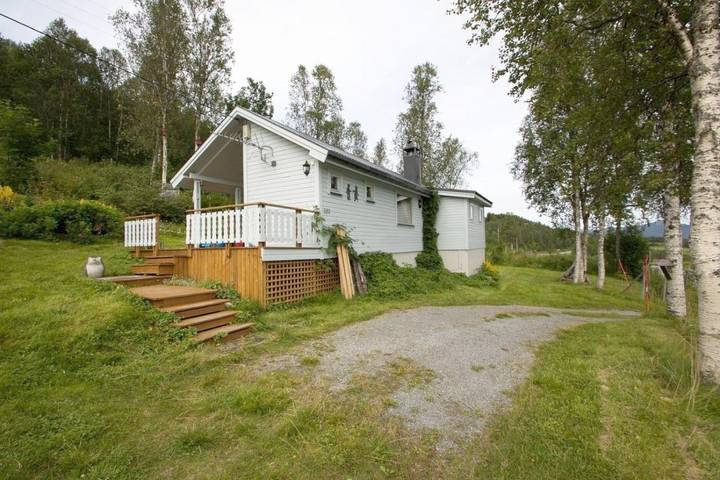 Lodge voor 4 personen, met tuin en whirlpool in Noorwegen