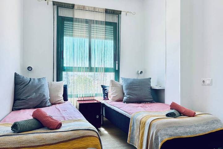 Entire apartment, Beautiful floor with two bedrooms and large private roof terrace in Torre del Mar, Vélez-Málaga