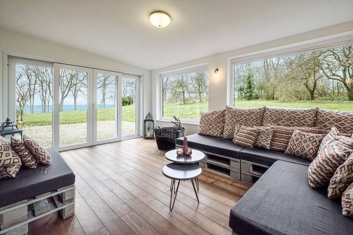 Ferienwohnung für 6 Personen, mit Terrasse und Garten sowie Sauna und Ausblick in Steinbergkirche