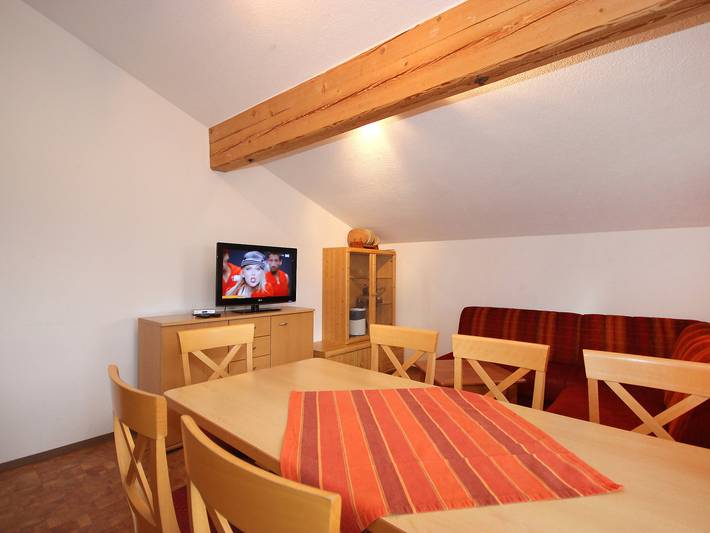 Ferienwohnung für 7 Personen, mit Garten und Ausblick sowie Balkon in Tirol - 3